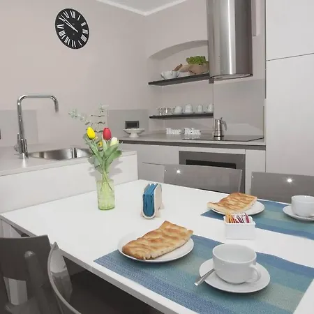 Il Mare Dietro L'angolo Apartamento Varazze