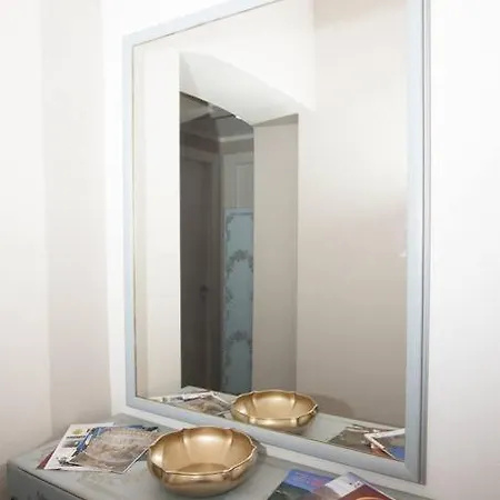 Il Mare Dietro L'angolo * Varazze